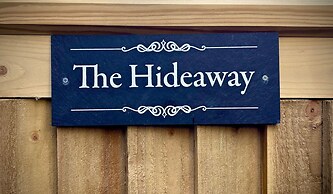 5 Guests - 2 Bedrooms - Free Parking - 1min Beach