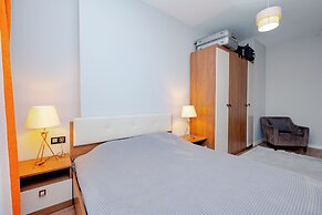 LUX RESIDENCE 2 ROOMS 1 SALOON