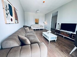 LUX RESIDENCE 2 ROOMS 1 SALOON