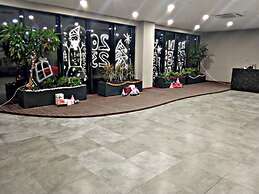 LUX RESIDENCE 2 ROOMS 1 SALOON