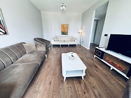 LUX RESIDENCE 2 ROOMS 1 SALOON