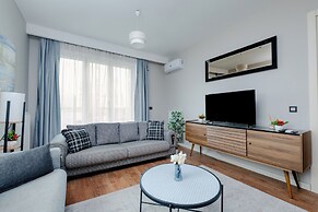LUX RESIDENCE 2 ROOMS 1 SALOON