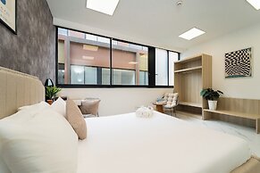 The Global City Luxury Soho Villa