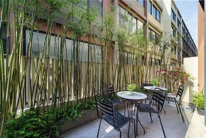 The Global City Luxury Soho Villa