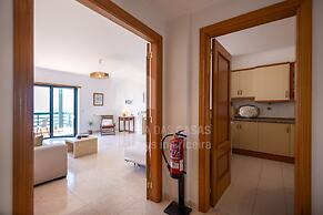 Sonho Azul Apartment by Acasadascasas