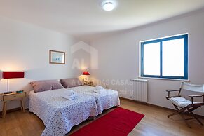 Sonho Azul Apartment by Acasadascasas