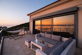 Sea Whisper Villa Peloponnese
