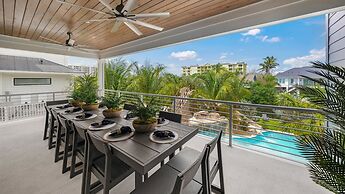 Maritime Manor in Siesta Key