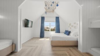 Maritime Manor in Siesta Key