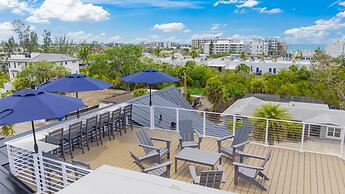 Maritime Manor in Siesta Key