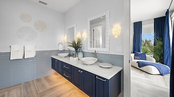 Maritime Manor in Siesta Key