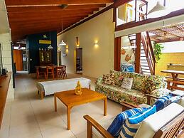 Casa c Wi-fi Jacuzzi e Churrasqueira em Guaec SP