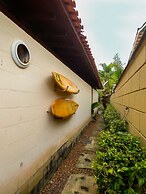 Casa c Wi-fi Jacuzzi e Churrasqueira em Guaec SP