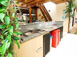 Casa c Wi-fi Jacuzzi e Churrasqueira em Guaec SP