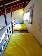 Casa c Wi-fi Jacuzzi e Churrasqueira em Guaec SP