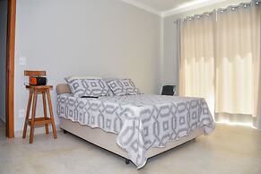 Casa com Piscina e Wi-fi em Itapetininga