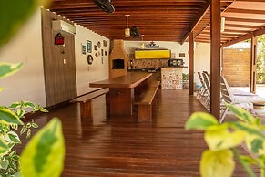 Casa em Cond Fechado em Barra de Santo Ant nio AL