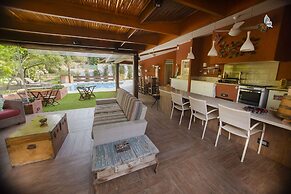 Casa de Campo com Acesso a Represa em Piracaia SP