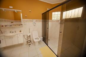 Casa de Campo com Acesso a Represa em Piracaia SP