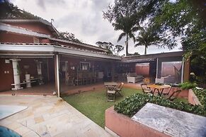 Casa de Campo com Acesso a Represa em Piracaia SP