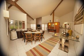 Casa de Campo com Acesso a Represa em Piracaia SP