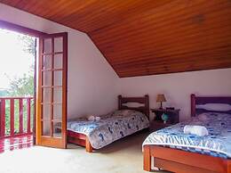 Chal com Lareira e Wi-fi em Campos do Jord o SP