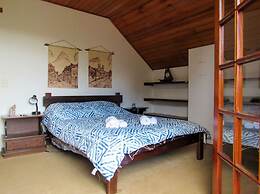 Chal com Lareira e Wi-fi em Campos do Jord o SP