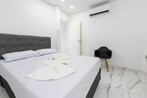 Cobertura a Beira mar com Piscina e Churrasqueira