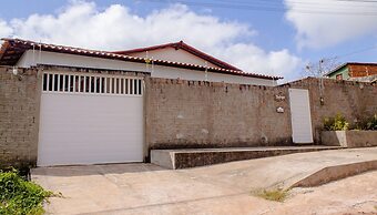 Linda Casa c Wi-fi a 900m da Praia de Itatinga MA