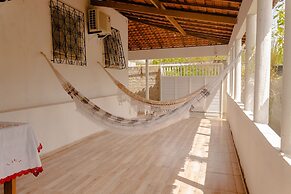 Linda Casa c Wi-fi a 900m da Praia de Itatinga MA