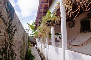 Linda Casa c Wi-fi a 900m da Praia de Itatinga MA