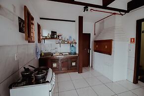Tima Casa Ampla em Localiza o Privilegiada