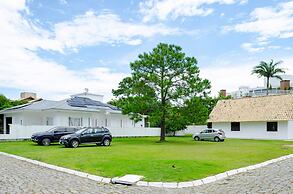 Casa em Condom nio Fechado c Wi-fi a 150m da Praia