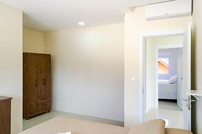 Casa em Condom nio Fechado c Wi-fi a 150m da Praia