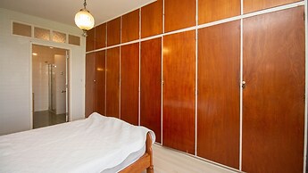 Apto com boa Localiza o Garagem e Ar-condicionado
