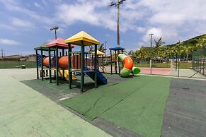 Casa em Condom nio com Piscina Wi-fi e Garagem