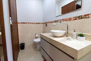 Casa em Condom nio com Piscina Wi-fi e Garagem