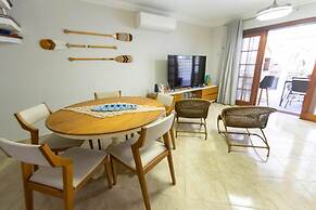 Casa em Condom nio com Piscina Wi-fi e Garagem