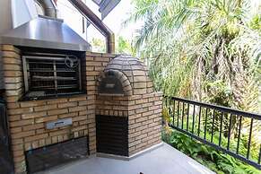 Casa em Condom nio com Piscina Wi-fi e Garagem