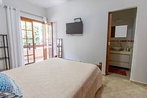 Casa em Condom nio com Piscina Wi-fi e Garagem