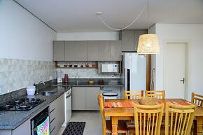 Casa a 150m da Praia de Boi Ucanga com Piscina