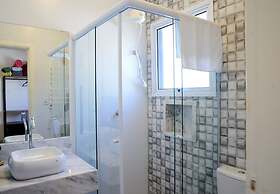 Casa a 150m da Praia de Boi Ucanga com Piscina