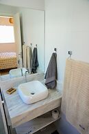 Casa a 150m da Praia de Boi Ucanga com Piscina