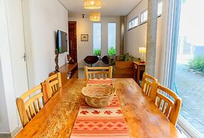 Casa a 150m da Praia de Boi Ucanga com Piscina