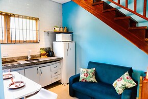 Chal com Piscina e Churrasq em Caraguatatuba SP