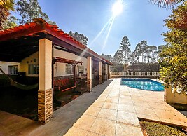 Casa de Campo com Wi-fi Piscina e Churrasqueira