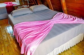 Charmoso Chal no Campo com Vista Para a Natureza