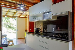 Charmoso Chal no Campo com Vista Para a Natureza