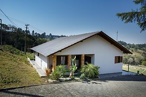 Incr vel Casa de Campo com Wifi em Palmeira PR