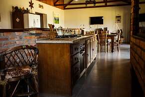 Incr vel Casa de Campo com Wifi em Palmeira PR